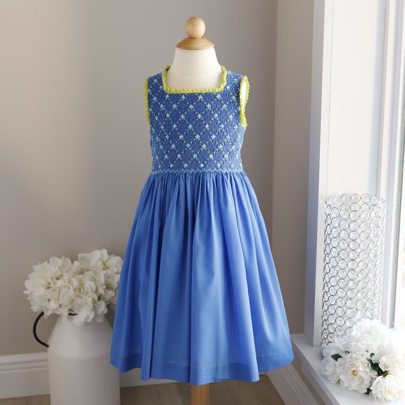 Smocked Blue Dress Sleeveless Luli & Me Boutique Size 6 PERFECT-LIKE NEW - Picture 1 of 8